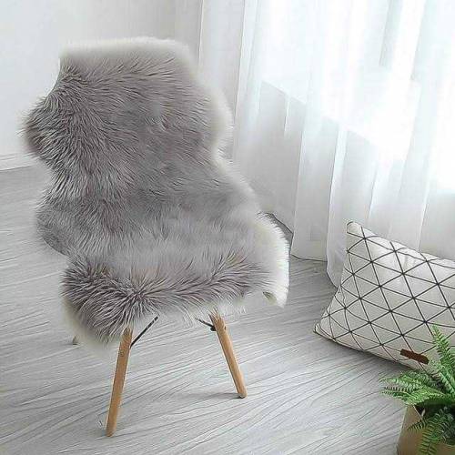 SHEEP 🐑 FUR RUGS 