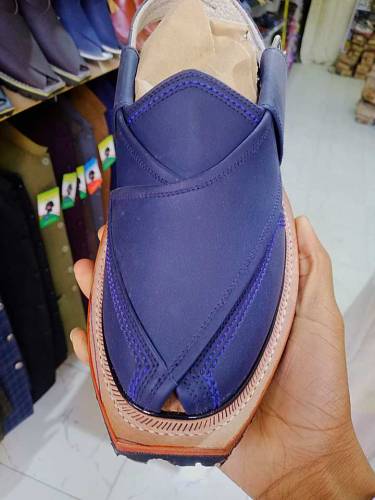 Norozee Sendal