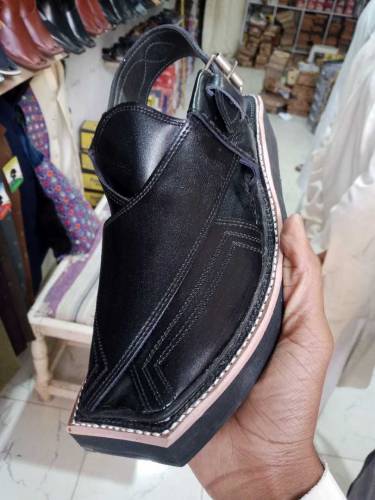 Norozee Sendal