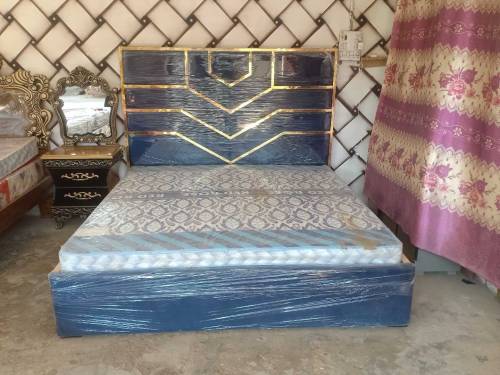 Full Poshish Bed Set 