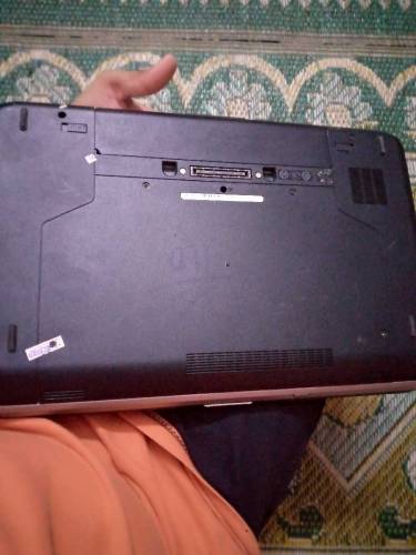 laptop Dell core i5 2nd generation