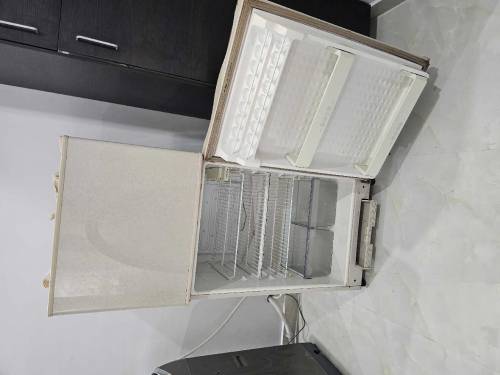 refrigerator 