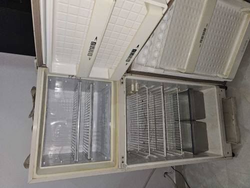 refrigerator 