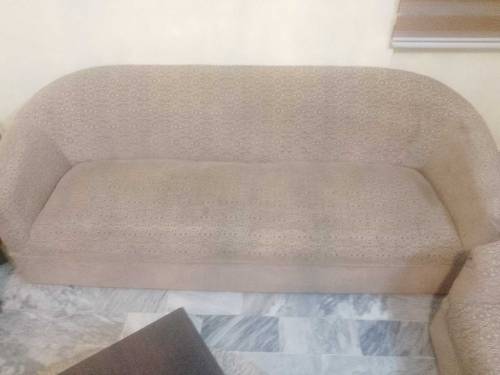 5 seeter sofa