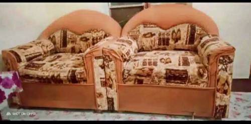 Complete Sofa Set available for sale