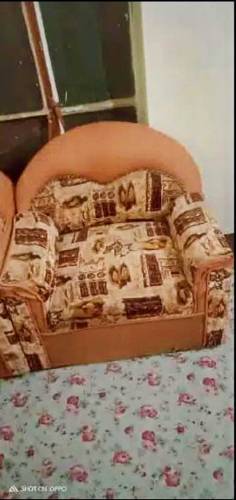 Complete Sofa Set available for sale