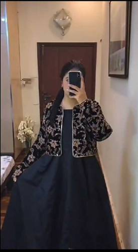 Eid Collection 😍 2pC Stitched Maxi+Coat 👗 Stuff Shamose Silk 😍