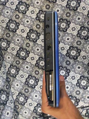 dell laptop l 4gb ram 320gb hdd l windows 7 ultimate l core to duo