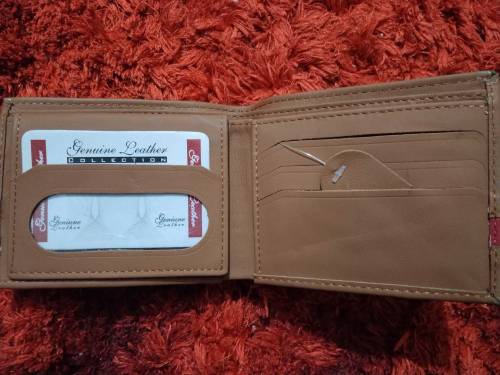 Piping wallets