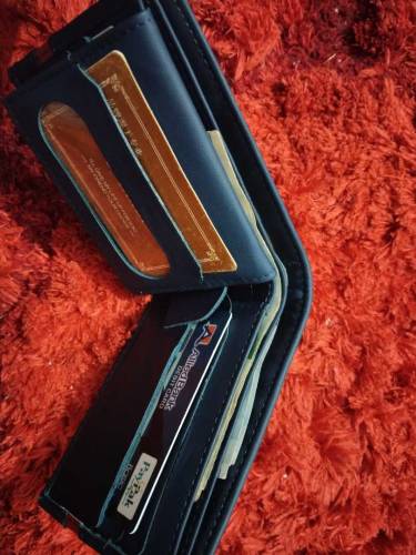 Piping wallets