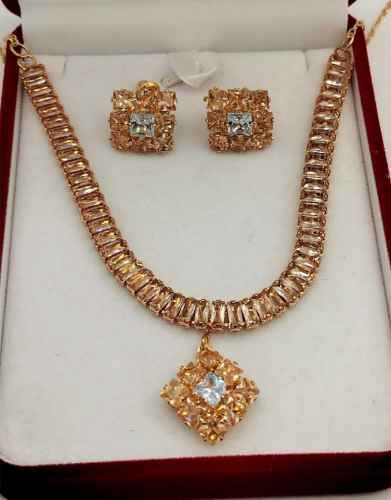 Artificial jewellery with low price 