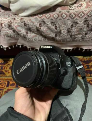 Canon 600d with 18-55mm lens