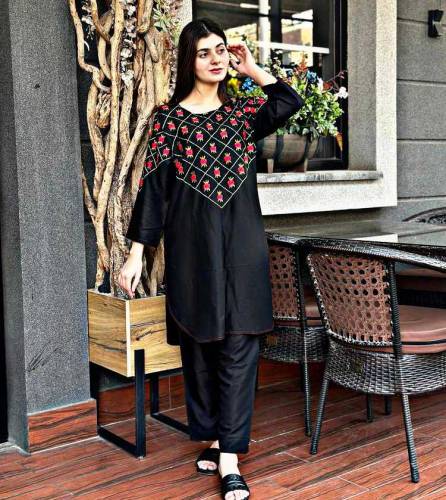 2 Pcs Women's Stitches Arabic Lawn Printed Suit 