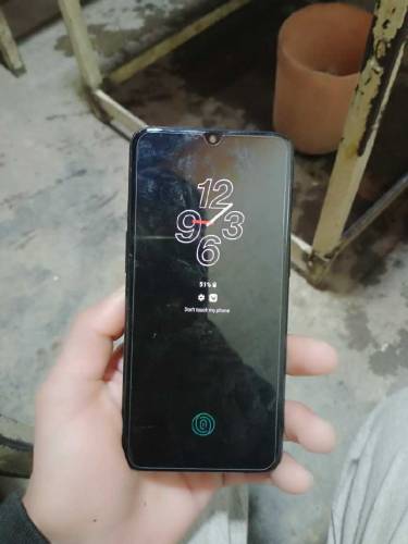one plus mobile ha 8/128 ma all ok ha lush condition best gaming phone
