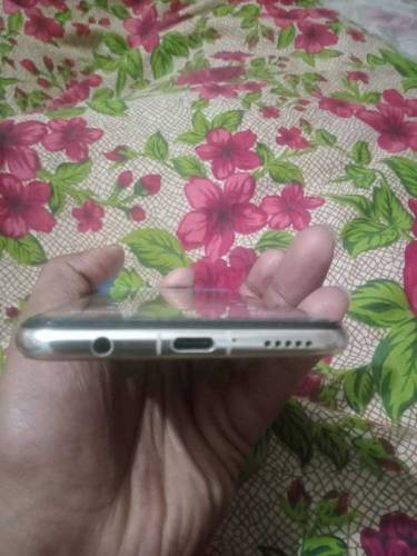 huawei mate 20 lite 6gb ram 64gb Mermry 