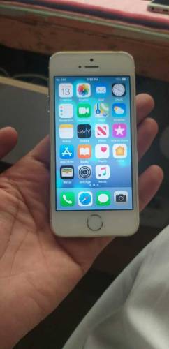 I phone 5s pta approved 64gb delivery al pakistan 03271318791Whatsapp 