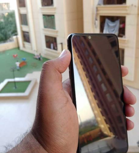 LG G8