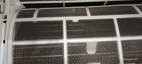 PEl 1 ton dc inverter heat n cool only serious buyer contact me
