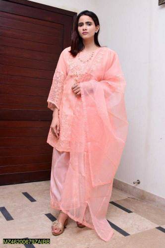  Suit•  Pattern: Embroidered•  Trous