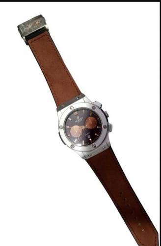 • Material: Stainless Steel• Product Type: Watch• Watch Case Shape: Ro