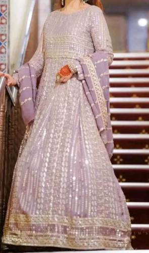 beautiful maxi preloved 