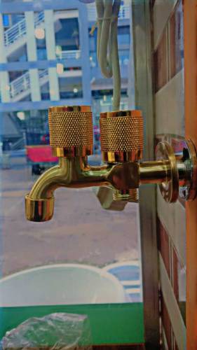 Golden doubal bibicok on/oof full brass body