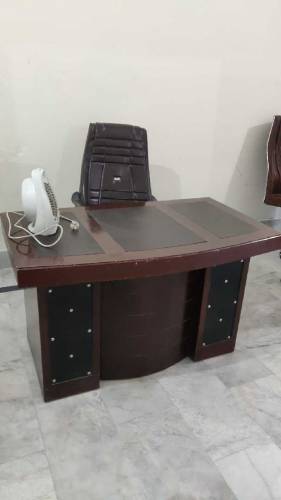 1 Kanal Fully Furnished Office available for rent. 