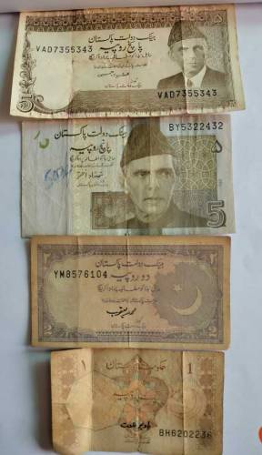 Old Pakistani coins & Notes available