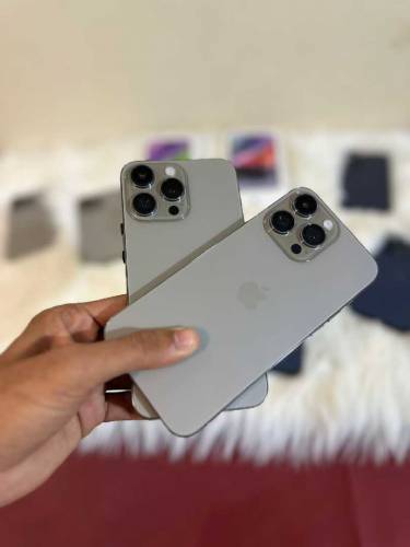 IPhone 15 pro max 4/64 box pack