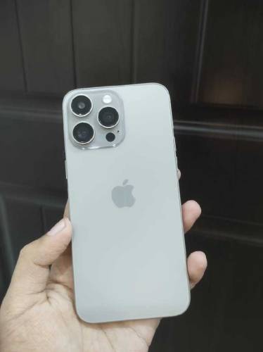 IPhone 15 pro max 4/64 box pack