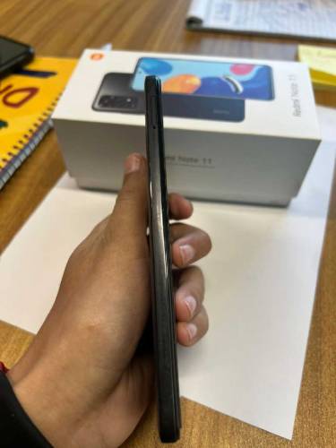 original box n charger, scratch less