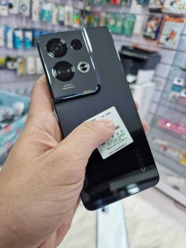*اج کے دن کی اشپیشل آفر**OPPO Reno 8 PRO *5g*RS.........20,000**DABA 