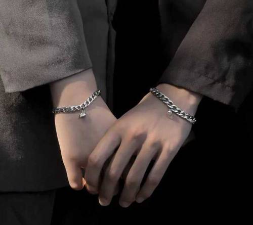  4 Pcs Rings And Bracelets Set