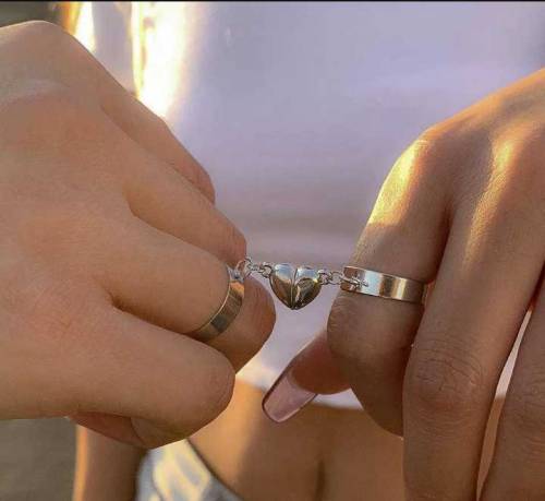  4 Pcs Rings And Bracelets Set