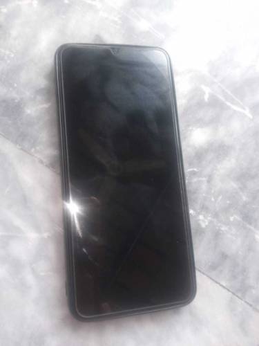Infinix hot 10 play 4/64 6000mah battery with box and charger