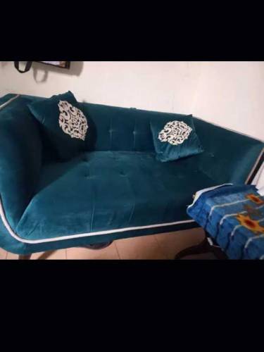 6 seater sofa set urgent sale good condition 