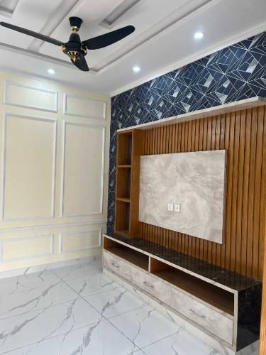 Beautiful 6mrla double stroy House for sale soan garden Islamabad 