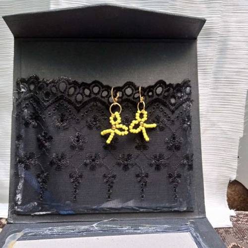 trendy ribbon earings (handmade 