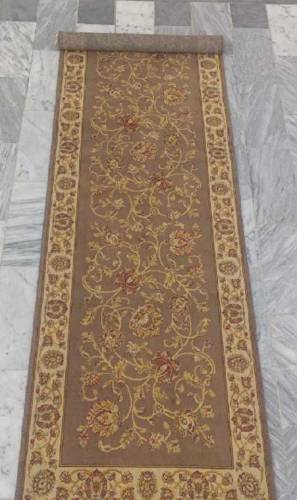 Rugs & carpets available in every size and quality 