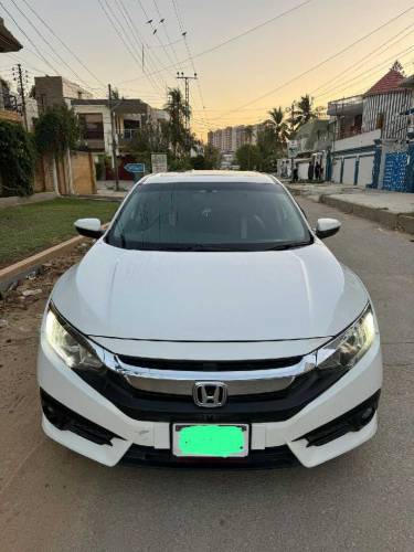 *HONDA CIVIC UG*WHITE COLOURMODEL 2016REGISTER 20182ND OWNERMILAGE 62K