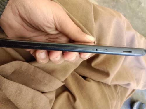 Samsung j7 max