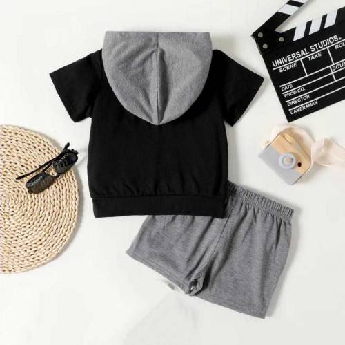 2 peces baby printed set  stitched cotton  tee shirts 