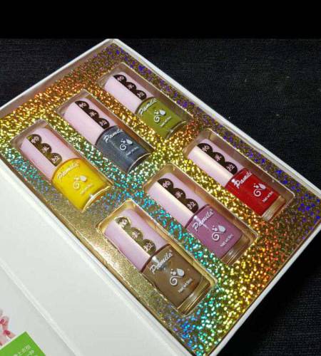 All colours Category nail paint available