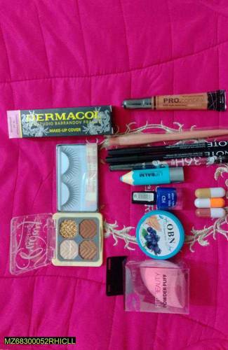 15 In 1 Makeup Deal