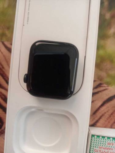 brand new Apple watch genration 2 