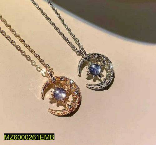 Women Moon Chain Pendant In Premium quality 