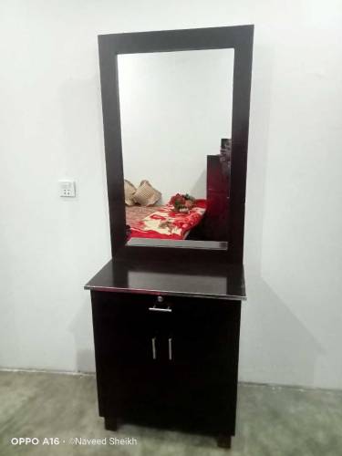 bubble bed show case singar maze safe almari 