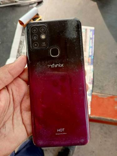 Infinix Hot 10 all ok 4;128 