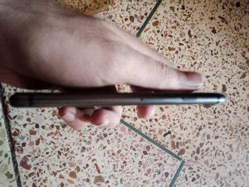 Iphone 8 non PTA