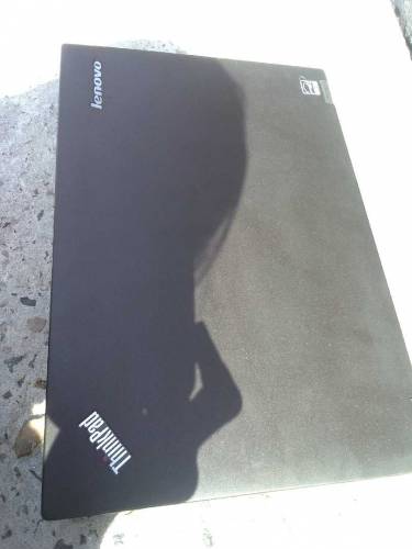 LENOVO T440P i 5/4th8 GB Ram128 Solid State Drive Window 10